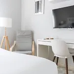 Apartament Contrasti - Black & White *