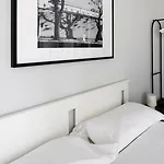 Apartament Contrasti - Black & White *