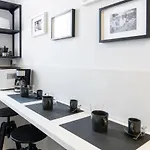 Contrasti - Black & White Apartament *